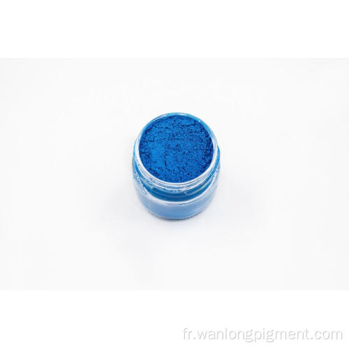 Coloriage plastique pigmentaire fluorescent bleu